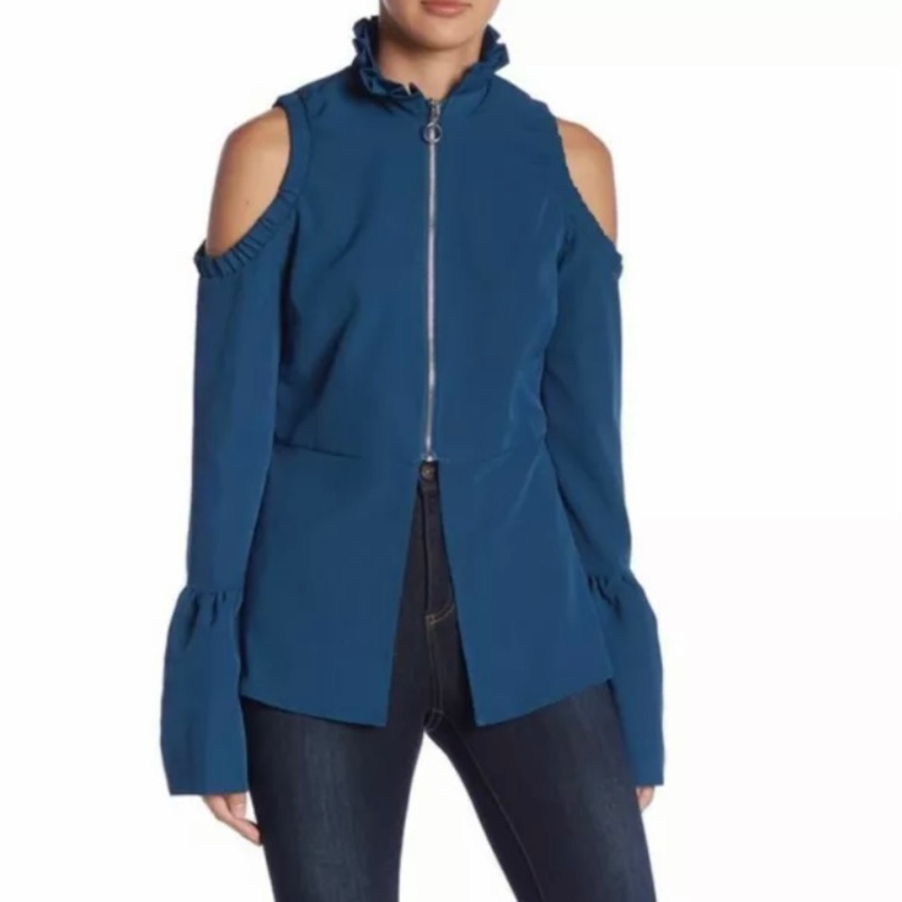 NWT Romeo + Juliet Teal Blue Cold Shoulder Bell Sleeve Blouse Top Size Small